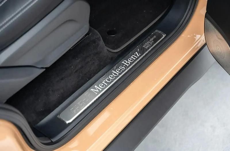 Beige Utilisé 2025 Mercedes G500 Edition SUV | 185 500 € - Image 1/4