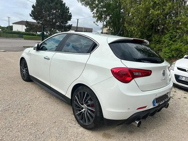 Occasion Alfa Romeo Giulietta Quadrifoglio Verde 235 ch (172 kW) 2014 Berline