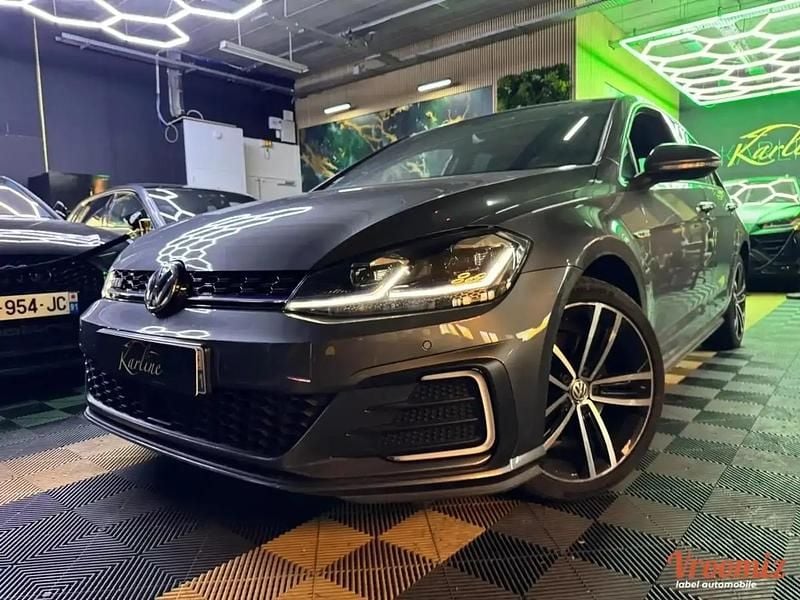 Gris Occasion 2020 VW Golf VIII GTE Berline | 19 990 € (Super prix) - Image 1/4