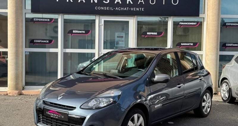 Utilisé 2010 Renault Clio III Exception Citadine | 3 790 € (Prix juste) - Image 1/4