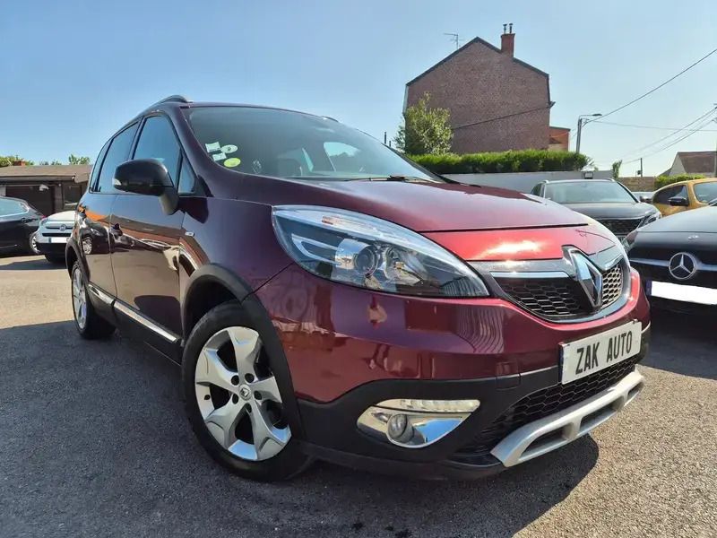 Mauve Utilisé 2015 Renault Scénic III Bose Edition Monospace | 8 490 € (Bon prix) - Image 1/4