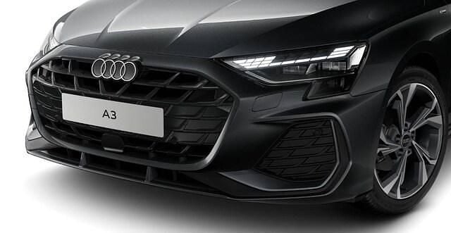 Gris daytona nacré Utilisé 2025 Audi A3 S-Line | 39 900 € (Prix cher) - Image 1/3