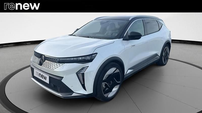 Blanc Occasion 2025 Renault Scenic E-Tech Iconic SUV | 42 390 € (Bon prix) - Image 1/4