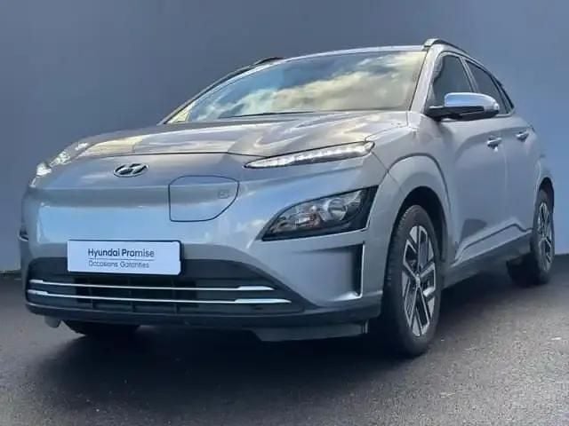 Shimmering silver métal Utilisé 2022 Hyundai Kona SUV | 18 900 € (Prix juste) - Image 1/4