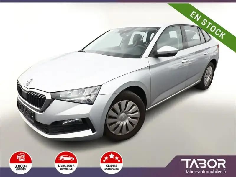 Argent Utilisé 2023 Skoda Scala Cool Plus Citadine | 16 788 € (Prix juste) - Image 1/4