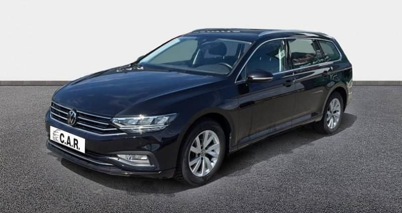 Utilisé 2023 VW Passat Life Break | 24 990 € (Super prix) - Image 1/4