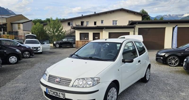 Utilisé 2009 Fiat Punto Citadine | 3 990 € - Image 1/4
