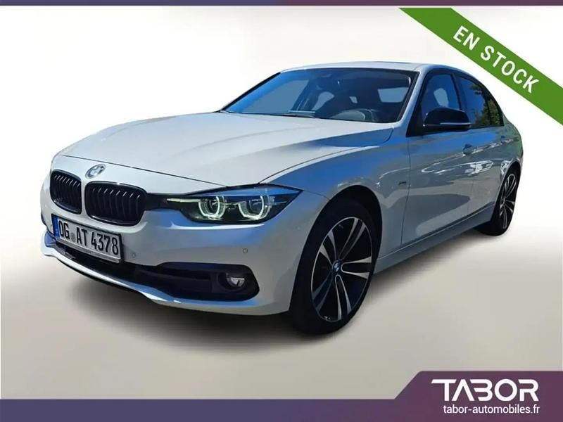 Blanc Utilisé 2019 BMW 320 Sport Line Berline | 22 488 € (Super prix) - Image 1/4