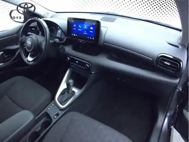 Occasion Toyota Yaris Hybrid 2024 Gris foncé Citadine