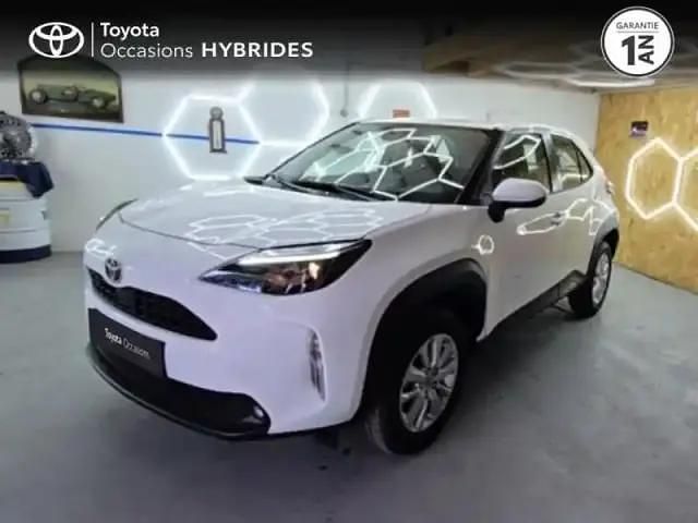 Blanc Utilisé 2024 Toyota Yaris Hybrid Business Edition SUV | 22 790 € (Bon prix) - Image 1/4