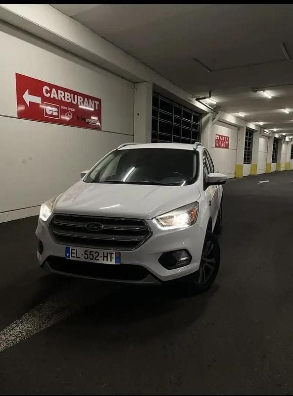 Occasion 2025 Ford Kuga Trend SUV | 12 500 € - Image 1/4