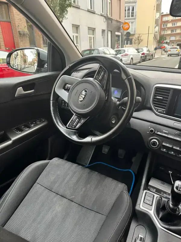Bleu Utilisé 2018 Kia Sportage Active SUV | 15 000 € (Prix juste) - Image 1/4