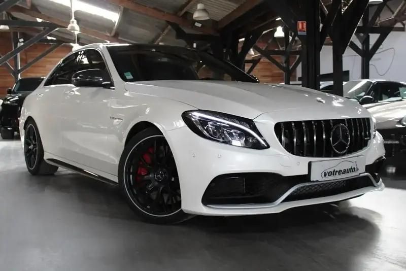 Blanc Utilisé 2015 Mercedes C63 AMG AMG Berline | 51 800 € - Image 1/4