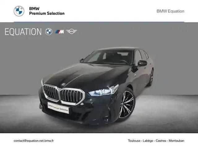 Occasion BMW 530e M Sport 190 ch (139 kW) 2024 Saphirschwarz métallisé Berline