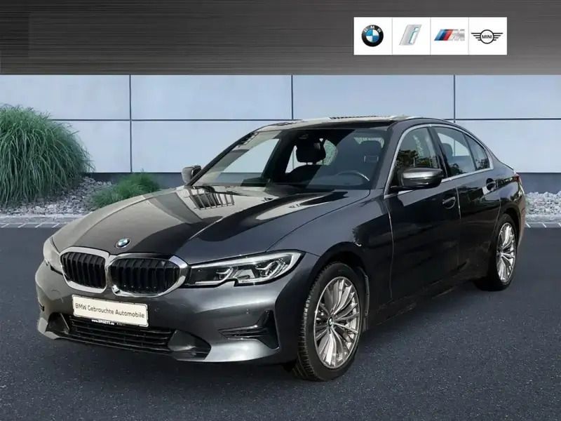 Gris Utilisé 2021 BMW 330 Advantage Berline | 36 800 € (Bon prix) - Image 1/4