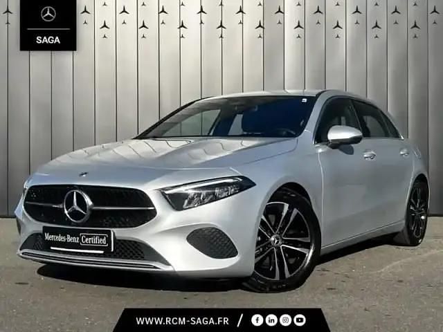 Gris clair Occasion 2023 Mercedes A180 Business Berline | 27 900 € (Super prix) - Image 1/4