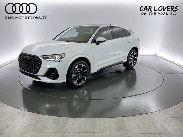 Blanc glacier métallisé Utilisé 2024 Audi Q3 Sportback S-Line SUV | 48 980 € (Prix assez cher) - Image 1/4
