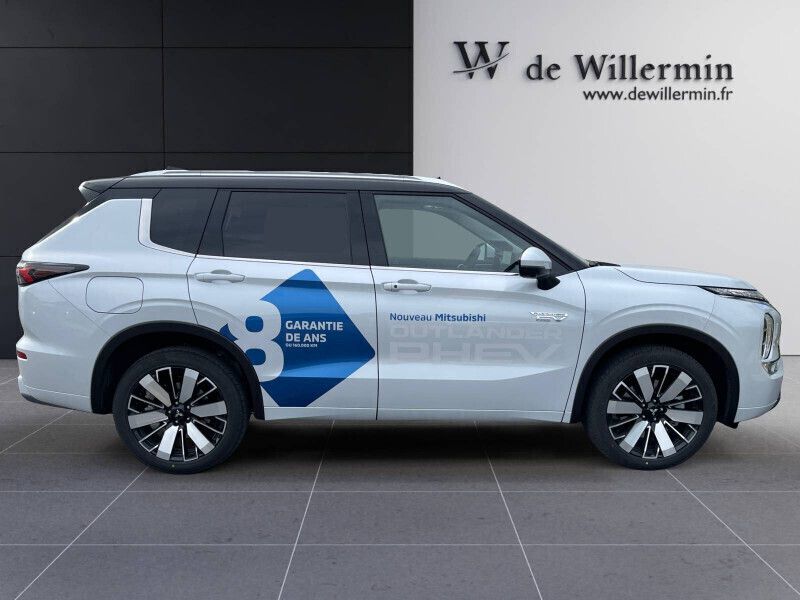 Occasion Mitsubishi Outlander 306 ch (225 kW) 2025 SUV