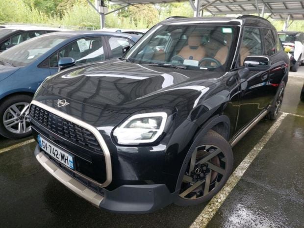 Utilisé 2024 Mini Countryman Favoured SUV | 35 880 € (Bon prix) - Image 1/4