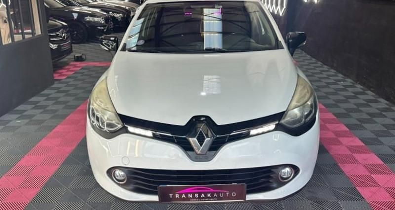 Occasion Renault Clio IV LIMITED 121 ch (88 kW) 2014 Blanc Citadine