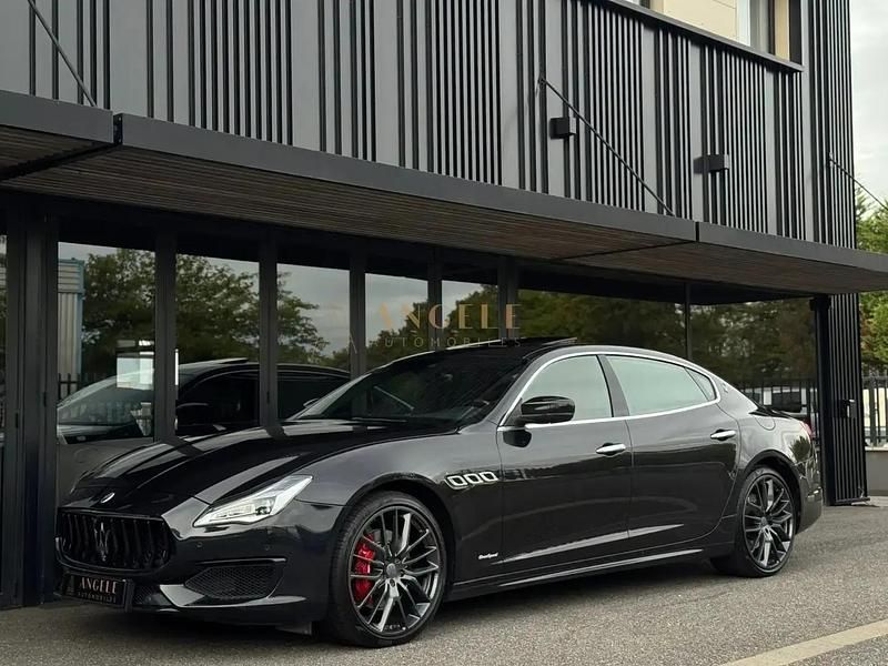 Noir Utilisé 2018 Maserati Quattroporte Berline | 46 990 € - Image 1/4