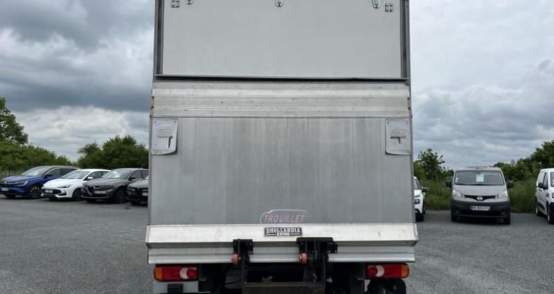 Image 4/4