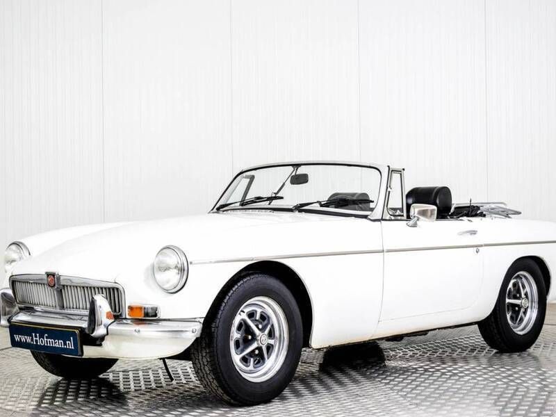 Blanc Occasion 1973 MG B Cabriolet | 16 900 € - Image 1/4