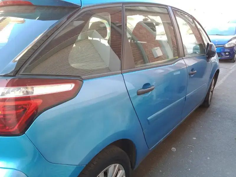 Image 2/4