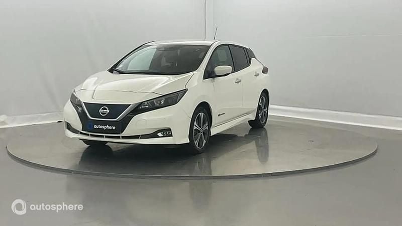 Blanc Utilisé 2020 Nissan Leaf N-Connecta Citadine | 11 999 € (Bon prix) - Image 1/4