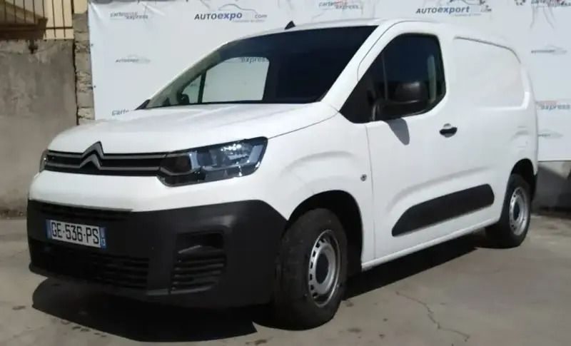 Blanc Utilisé 2022 Citroën Berlingo Monospace | 16 900 € - Image 1/4