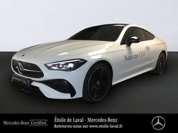 Blanc Utilisé 2023 Mercedes CLE200 AMG line | 64 990 € - Image 1/4