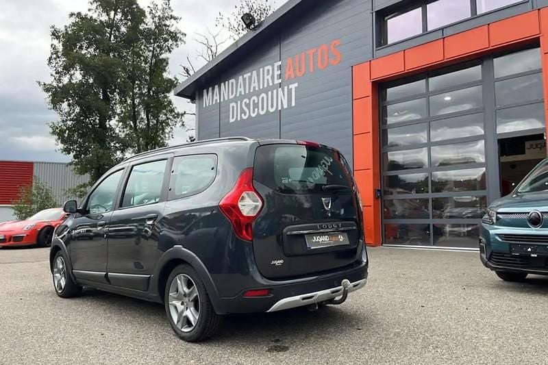 Gris Utilisé 2019 Dacia Lodgy Prestige Monospace | 10 980 € (Prix juste) - Image 1/4