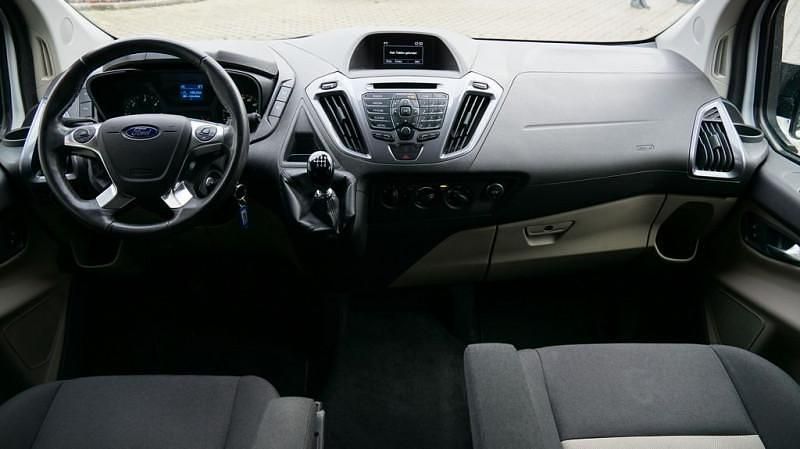 Image 3/4