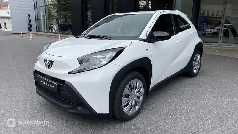 Blanc Utilisé 2025 Toyota Aygo Citadine | 17 990 € (Prix cher) - Image 1/4