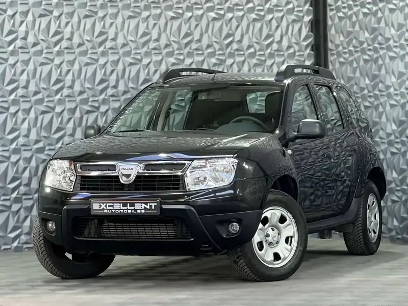 Noir Utilisé 2010 Dacia Duster Ambiance SUV | 6 450 € - Image 1/4