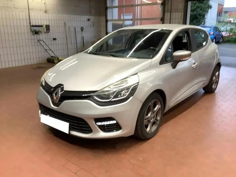 Gris Utilisé 2016 Renault Clio IV Business Berline | 9 300 € (Prix cher) - Image 1/4