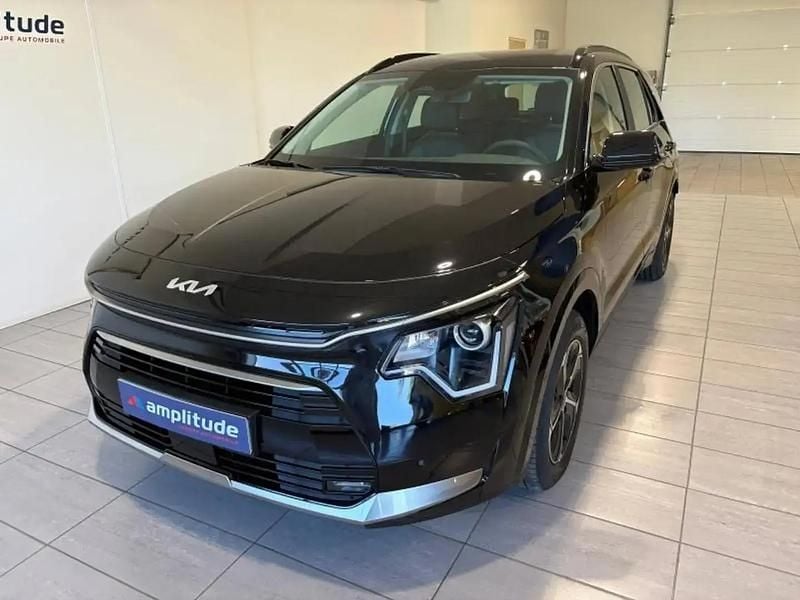 Noir Utilisé 2025 Kia Niro Active SUV | 29 499 € (Bon prix) - Image 1/4