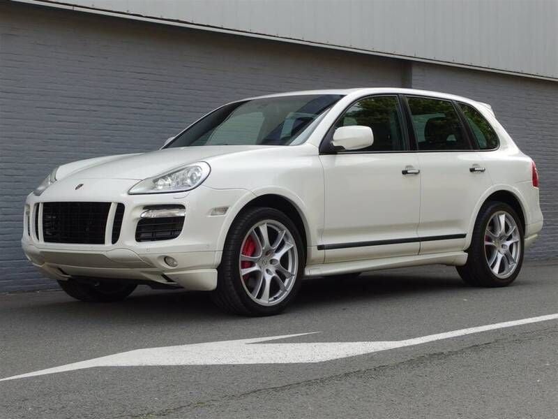 Blanc Utilisé 2010 Porsche Cayenne GTS SUV | 24 650 € - Image 1/4