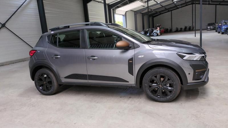 Nouvelle 2025 Dacia Sandero Comfort Plus Citadine | 20 300 € - Image 1/4