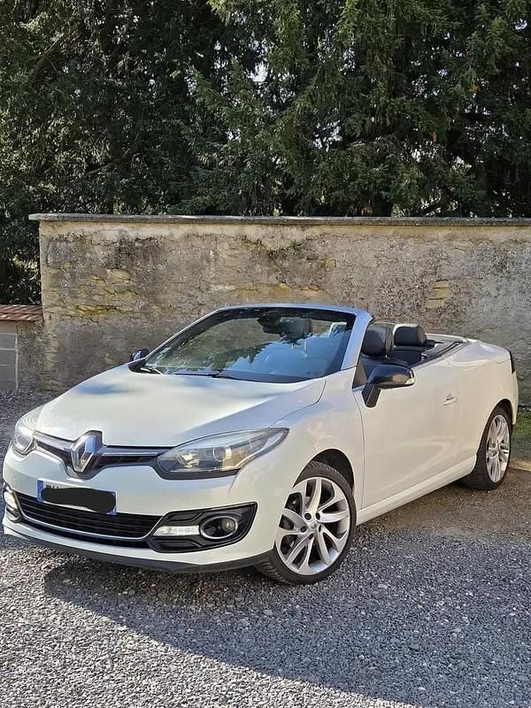 Blanc Utilisé 2014 Renault Mégane Cabriolet Intens Cabriolet | 6 790 € - Image 1/4