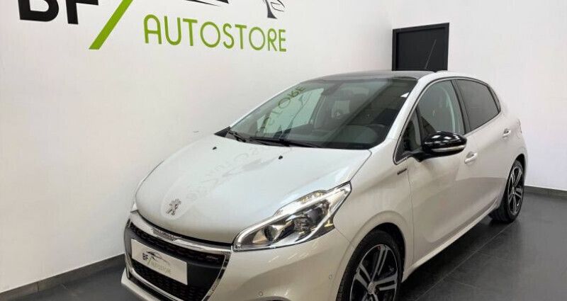 Utilisé 2015 Peugeot 208 GT-line Citadine | 10 990 € (Prix juste) - Image 1/4