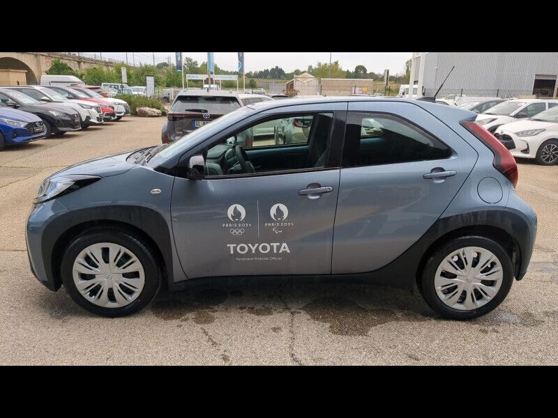 Gris Utilisé 2024 Toyota Aygo Citadine | 16 400 € (Prix assez cher) - Image 1/4