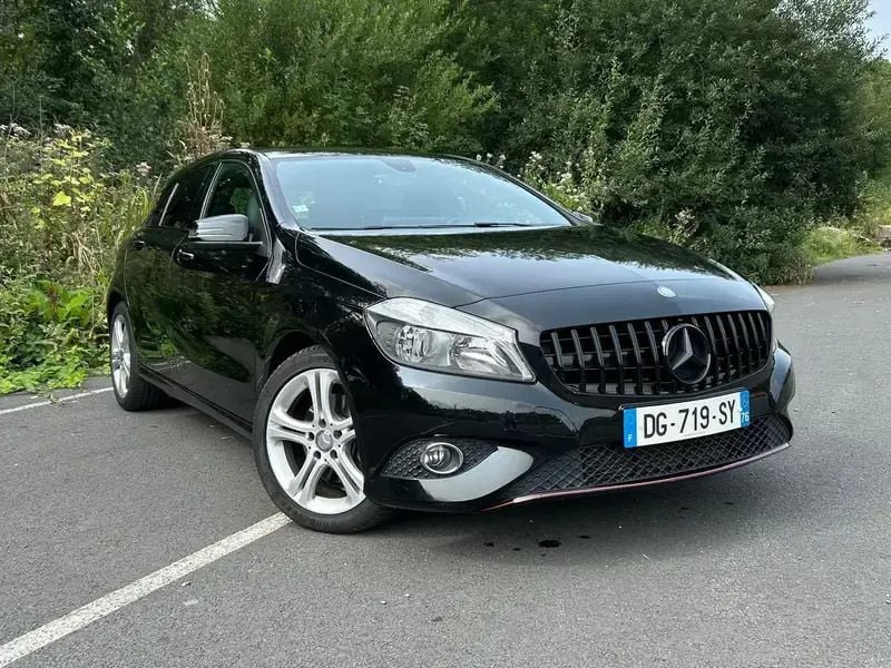 Noir Utilisé 2014 Mercedes A200 Berline | 11 990 € (Bon prix) - Image 1/4