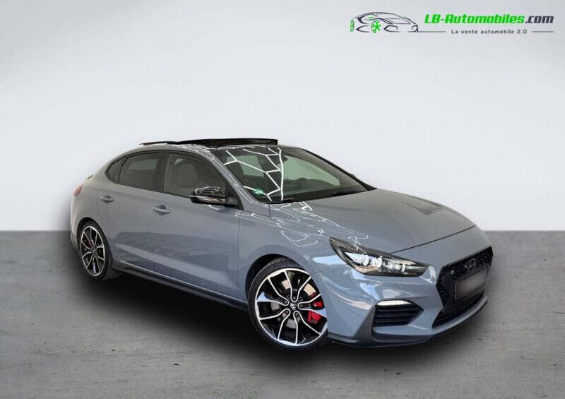 Utilisé 2019 Hyundai i30 Berline | 29 000 € (Prix juste) - Image 1/3
