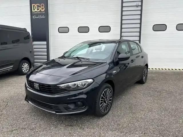 Noir cinema métallisé Utilisé 2023 Fiat Tipo S Berline | 23 990 € - Image 1/4