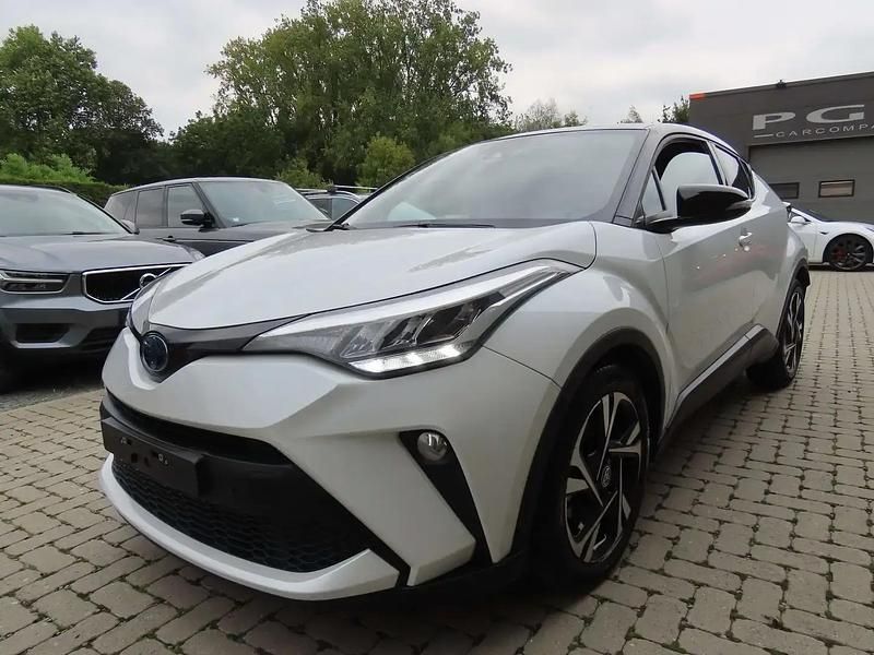 Blanc Utilisé 2022 Toyota C-HR Lounge SUV | 22 900 € (Prix juste) - Image 1/4