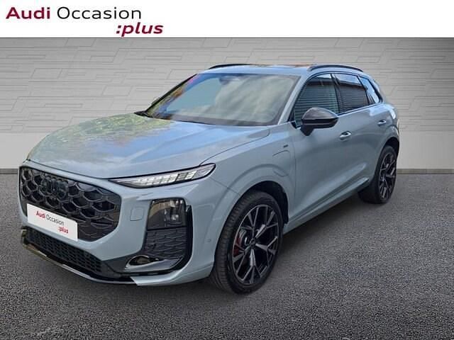 Gris flèche nacré Utilisé 2026 Audi Q3 Design SUV | 71 990 € - Image 1/4