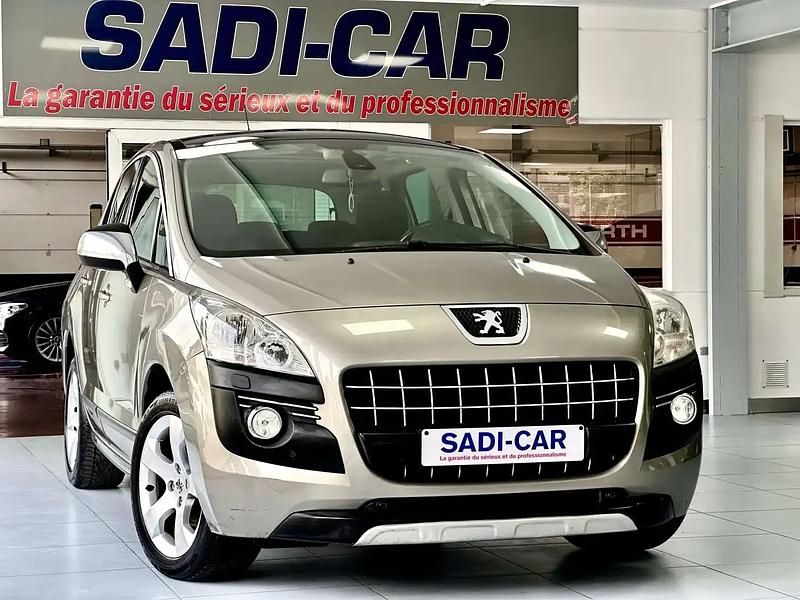 Beige Utilisé 2011 Peugeot 3008 SUV | 4 490 € (Bon prix) - Image 1/4