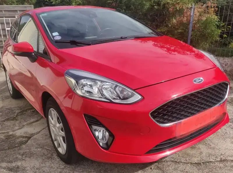 Rouge Utilisé 2017 Ford Fiesta S Citadine | 6 900 € (Prix juste) - Image 1/4