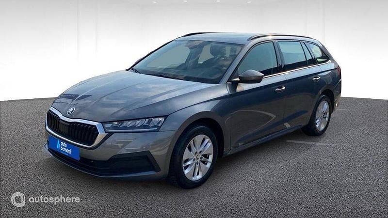 Bleu Utilisé 2023 Skoda Octavia Ambition Break | 27 489 € (Prix assez cher) - Image 1/4